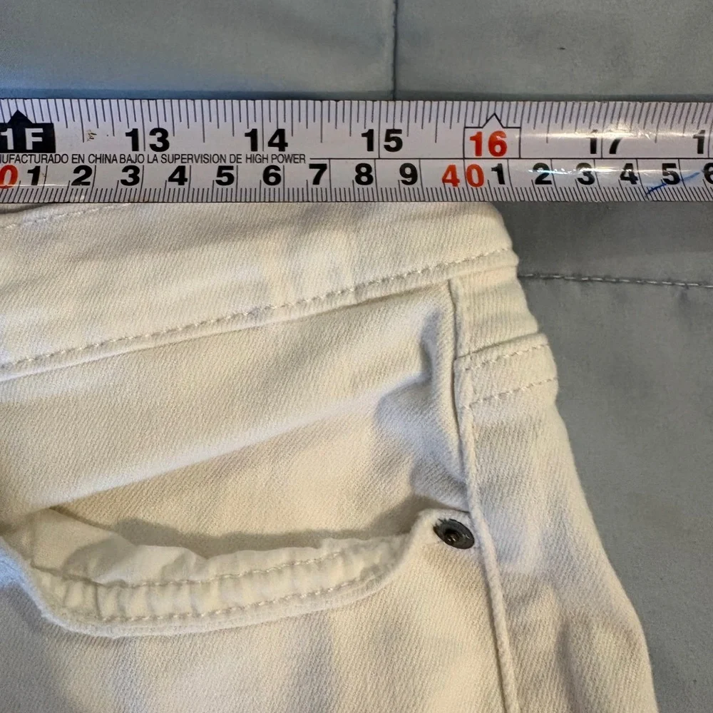 Banana Republic Women's Straight Leg Jeans in White